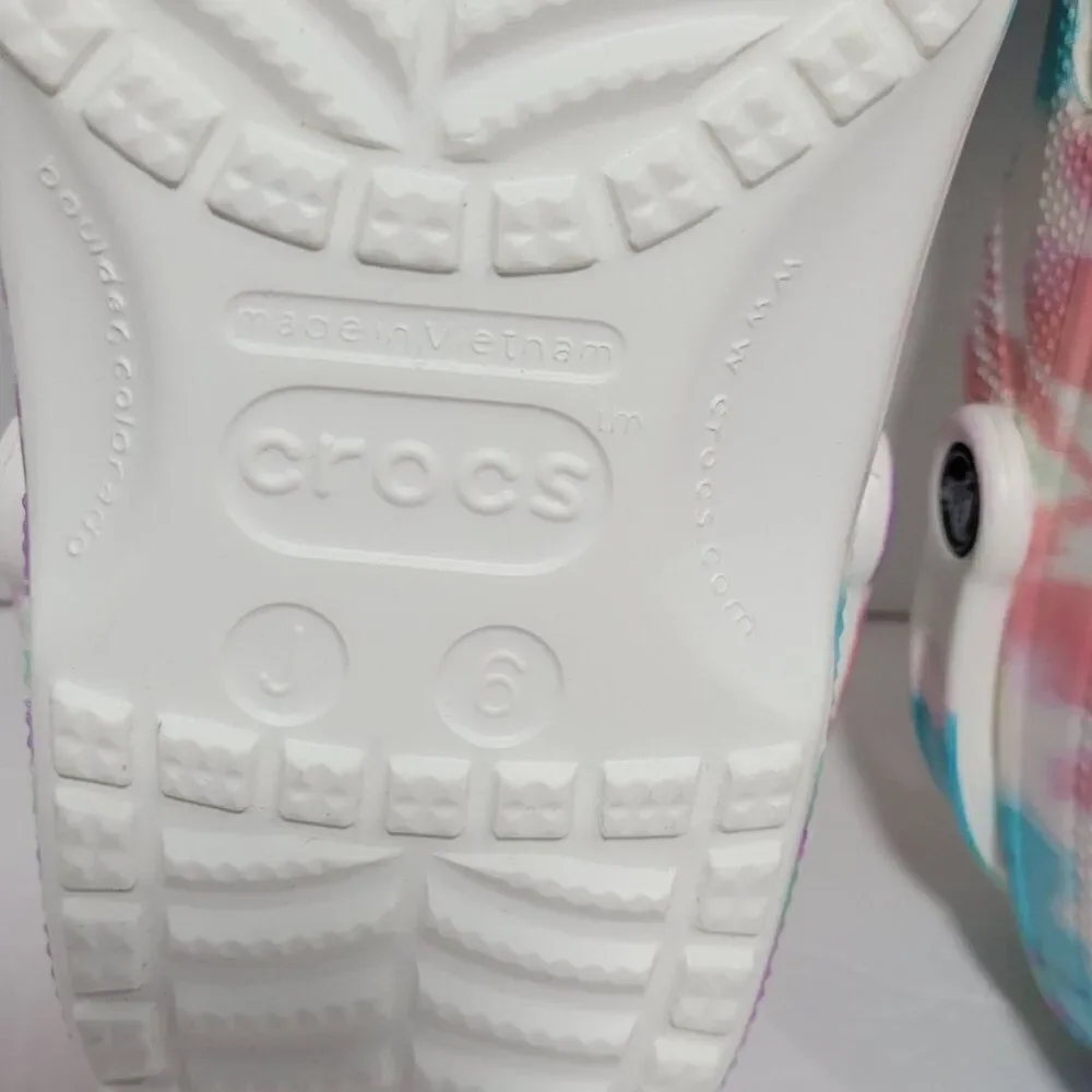 Crocs Clogs Jr Big Kid J6 Classic Tie Dye Multi Color Child 205451 Women 8 Men 6